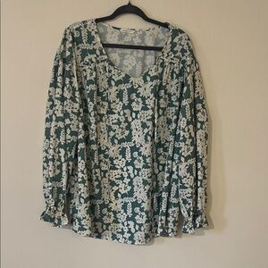 Chic soul Floral Teal and White Women's Top 2X